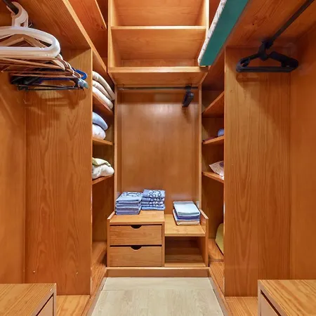 וילה Lele *